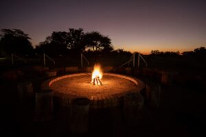 Camp fire Ngata Safari Lodge Camp fire Ngata Safari Lodge