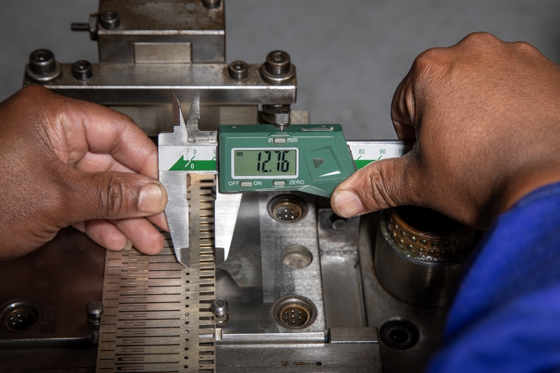 Measurements_toolmaking_industrial photographer