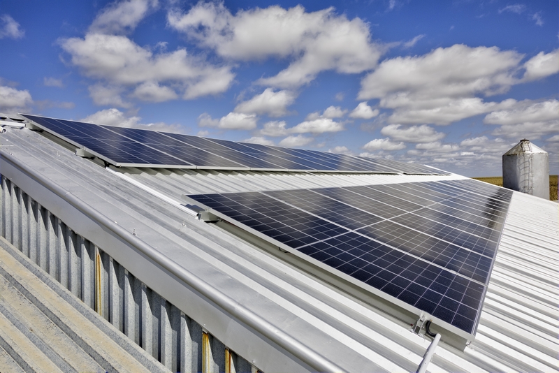 Solar panels on roof_sun energy