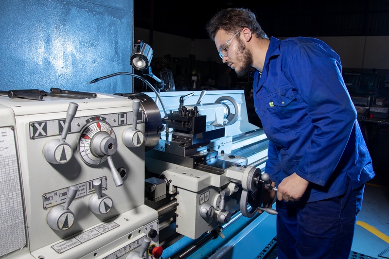 Toolmaking_GEM_industrial photographer