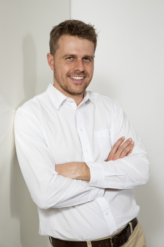 Young business man_headshot_portrait