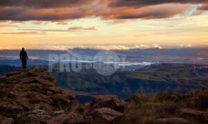 Cleft Peak Drakensberg view | ProSelect-images