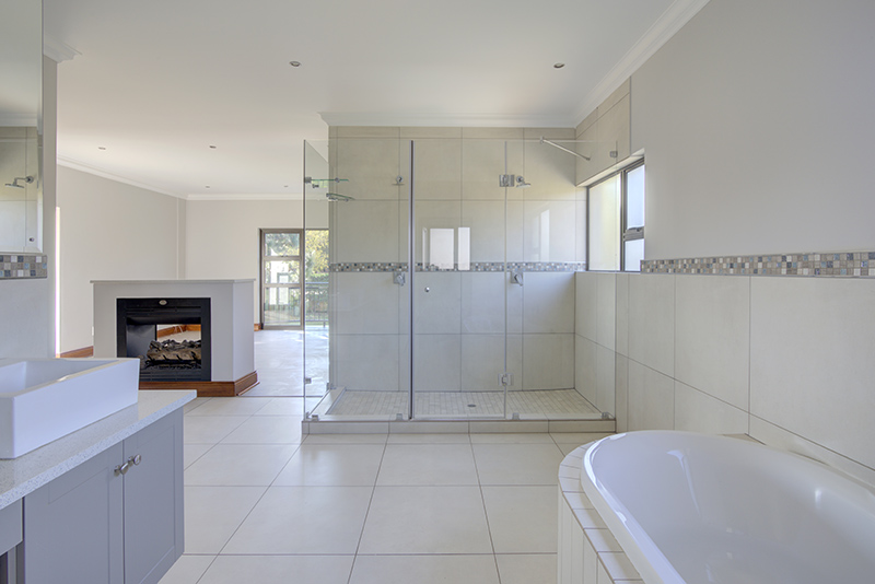 luberon estate zwavelpoort_property photography_bathroom luberon estate zwavelpoort_property photography_bathroom