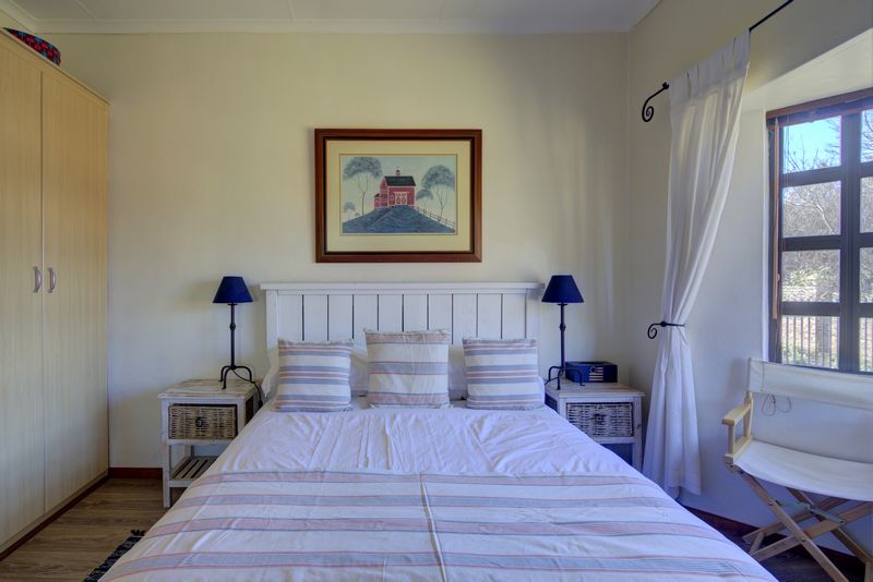 main bedroom_cottage_dullstroom_photography main bedroom_cottage_dullstroom_photography
