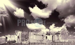 Old farm house ruin | ProSelect-images