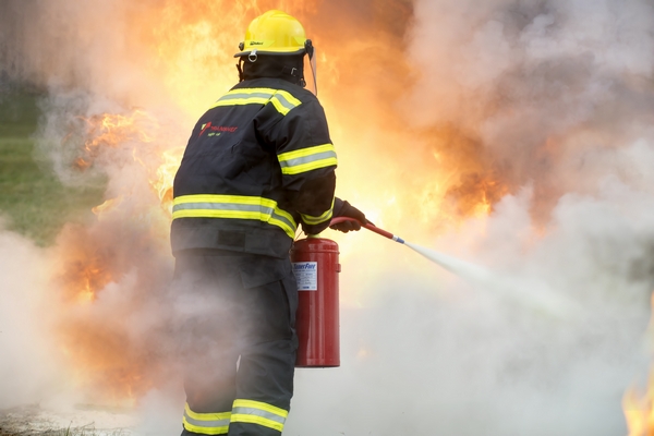 TRANSNET Safety Competition fire fighter TRANSNET | ProSelect-images